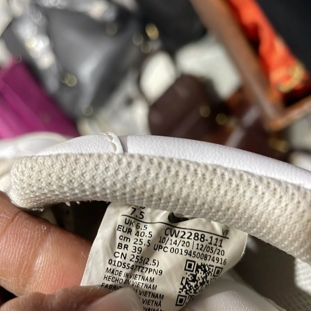 Nike White Air Force 1 - Picture 8 of 8